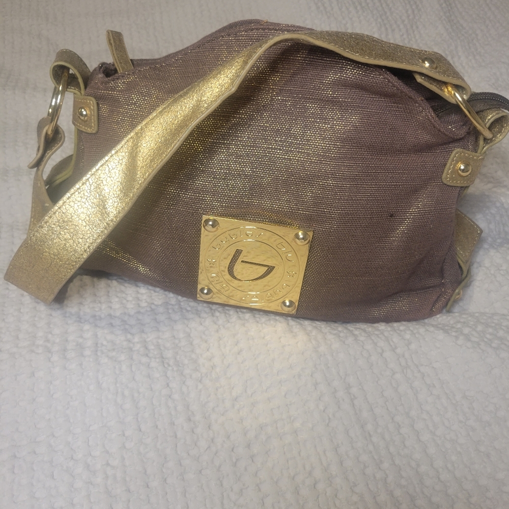Byblos handbag Y2K shimmer gold iridescent magnetic closure
